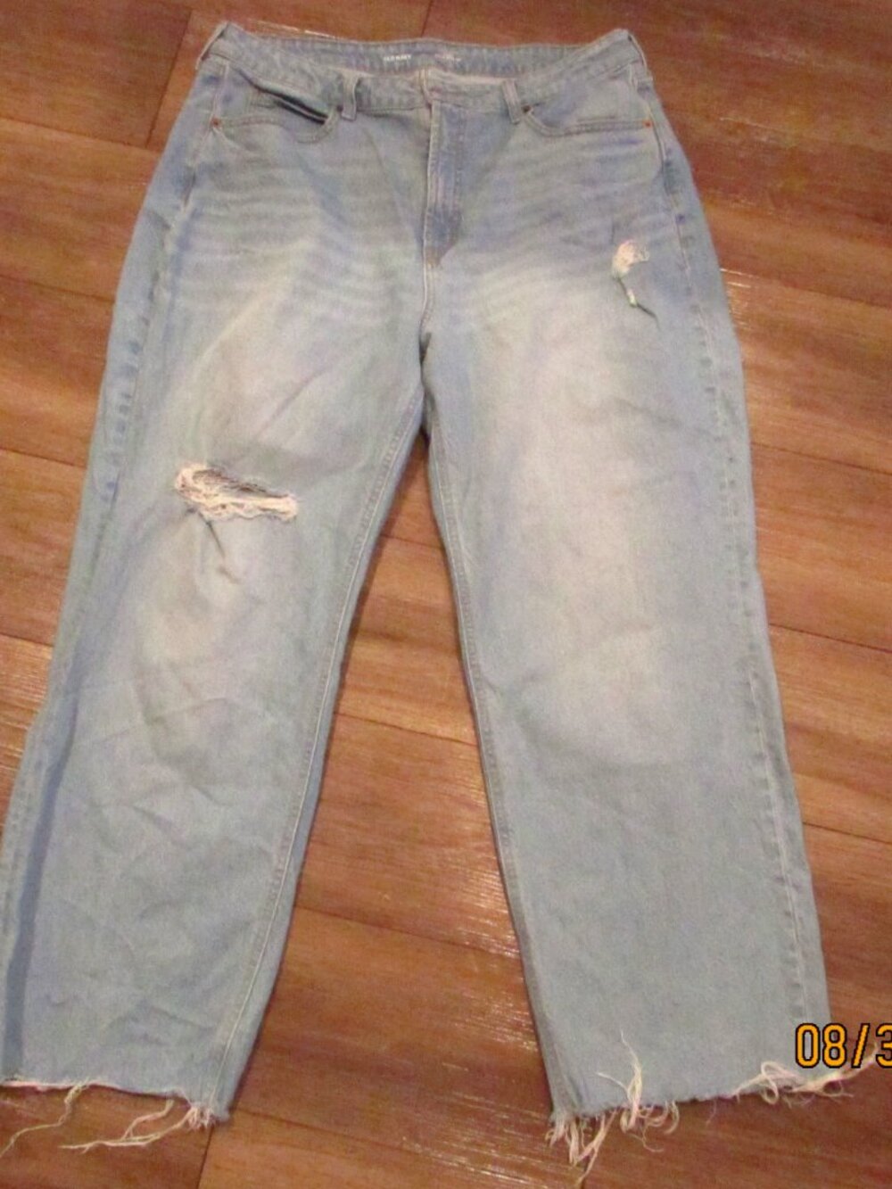OLD NAVY EXTRA HIGH RISE WIDE LEG CURVY JEANS SIZE 18